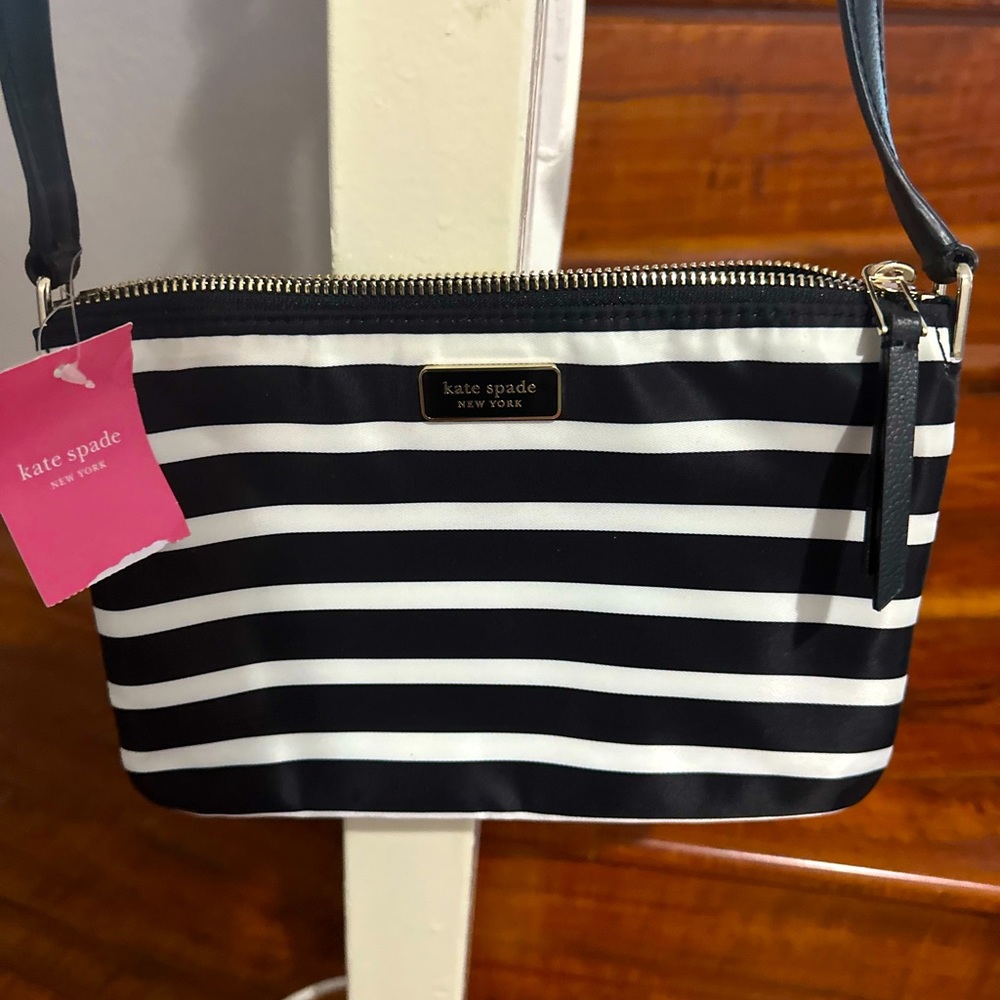 KATE SPADE CROSSBODY: BRAND NEW WT